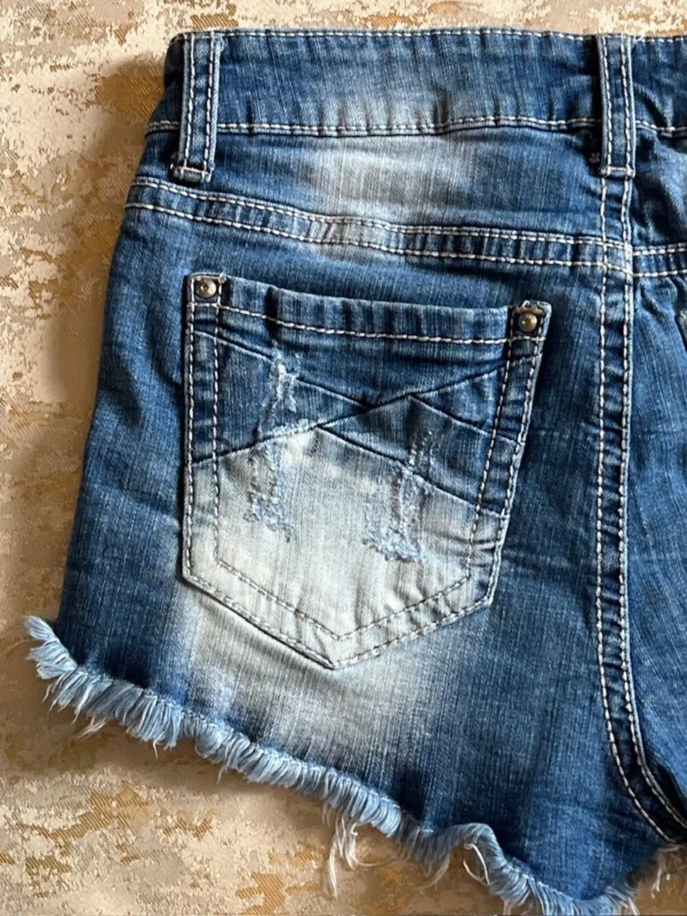 Daytrip Capricorn Denim Jean Shorts Women's 28 Blue Distressed Frayed 5 Pocket